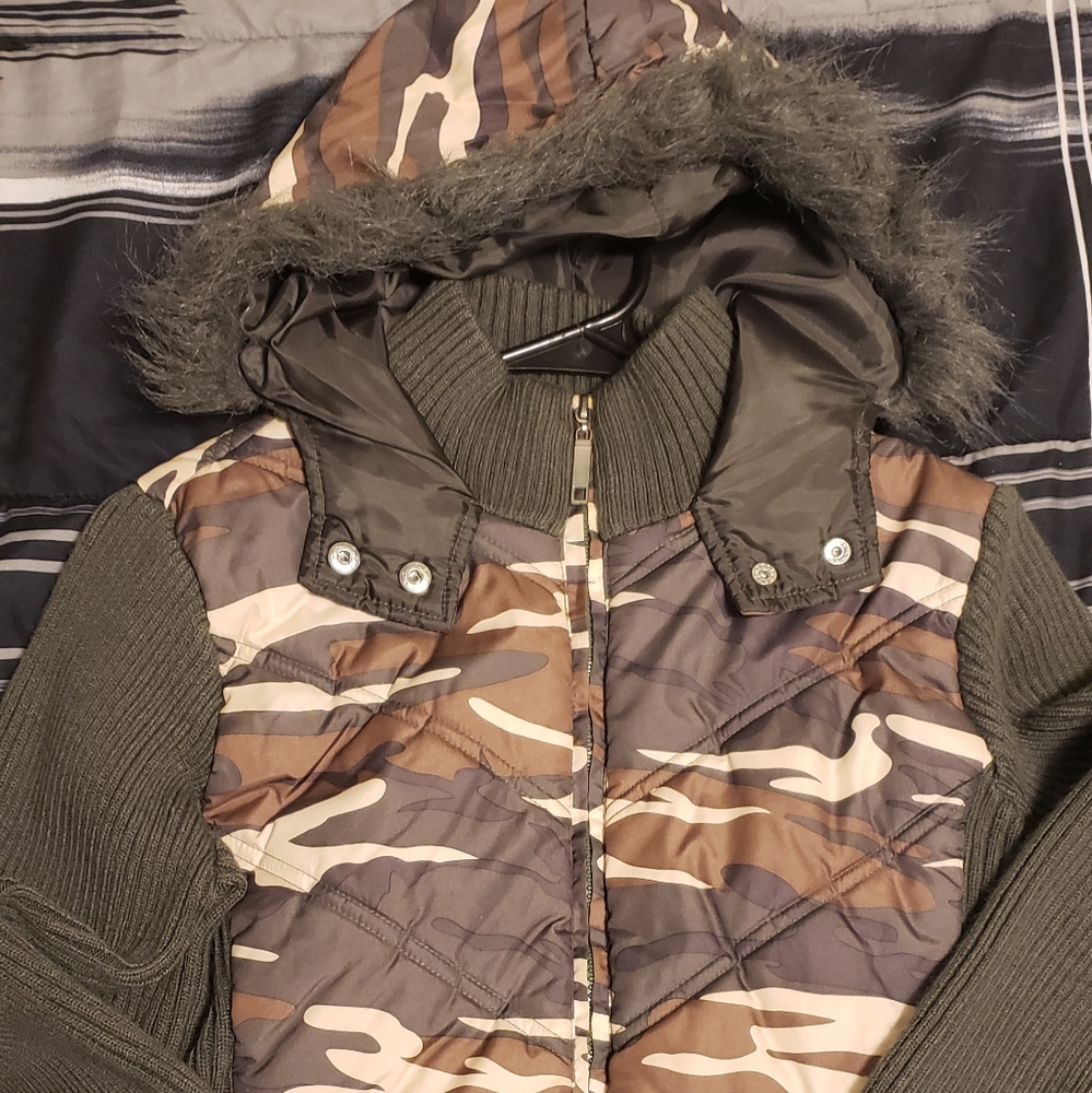 Jacket - Picture 2 of 2